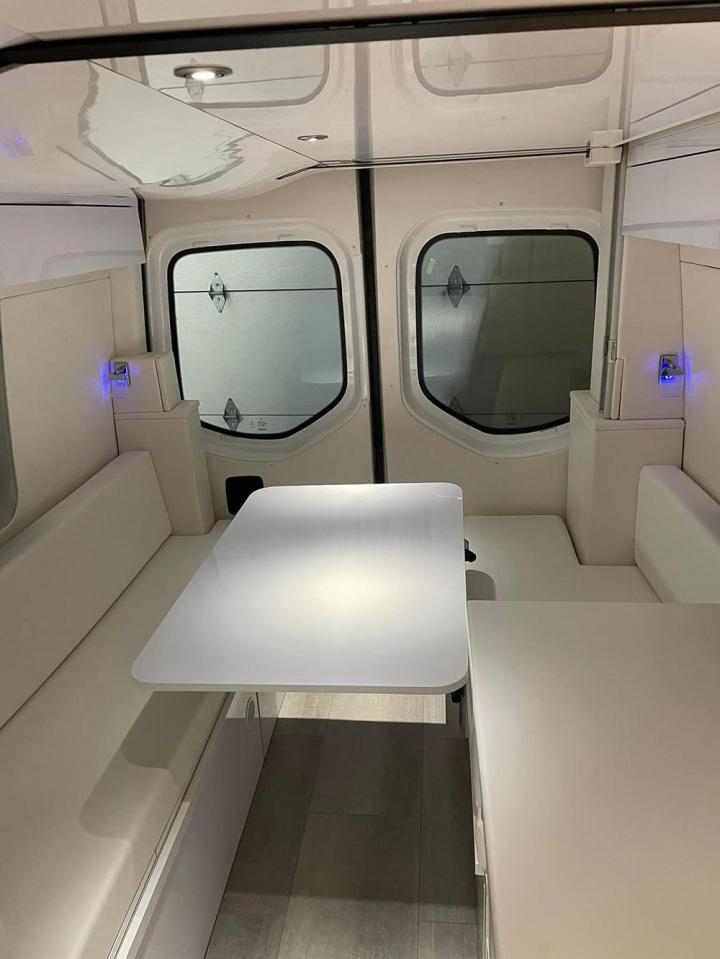 Aménagement intérieur du fourgon Chambly